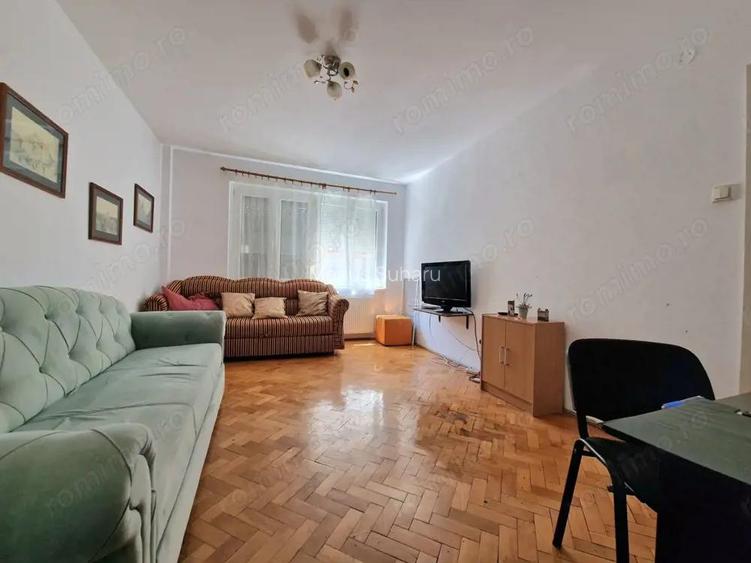 Apartament spatios cu 2 camere | Ultracentral | Decomandat Apartament spatios cu 2 camere | Ultracentral | Decomandat
