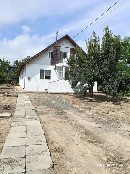 Casă cu Teren 1290 Mp în Central