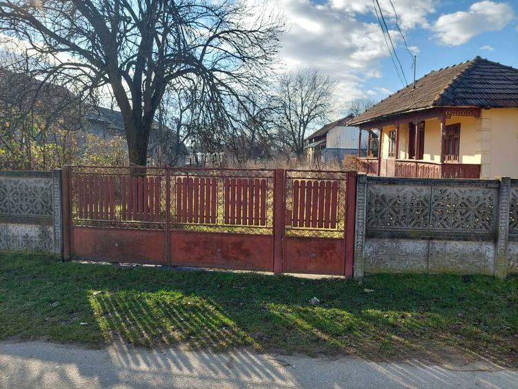 Casa cu teren 2000 mp Vulcana Pandele - DB - 3