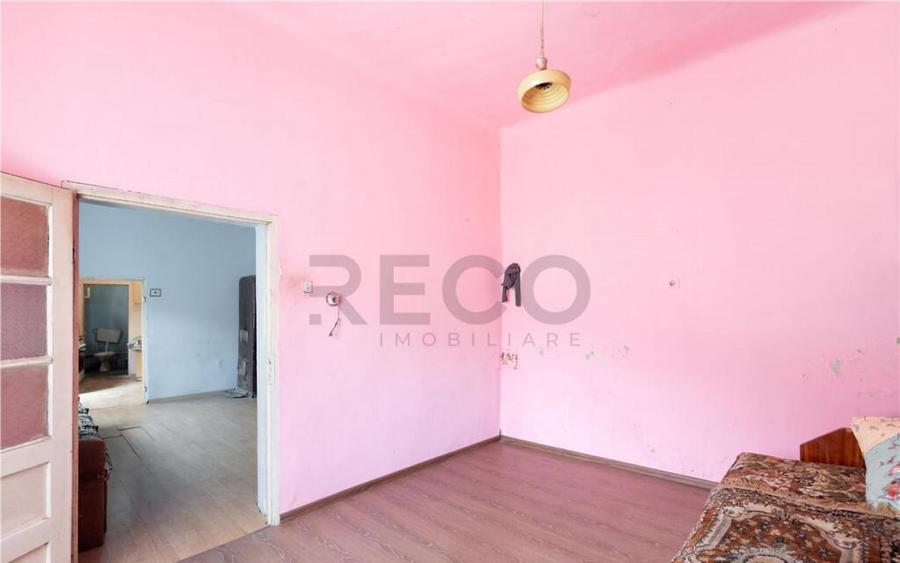 RECO, Casa din caramida, Zona Velenta, Oradea - 2