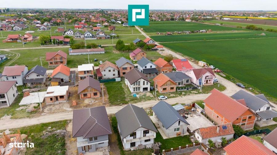 Casa impunatoare la gri in Curtici - 18