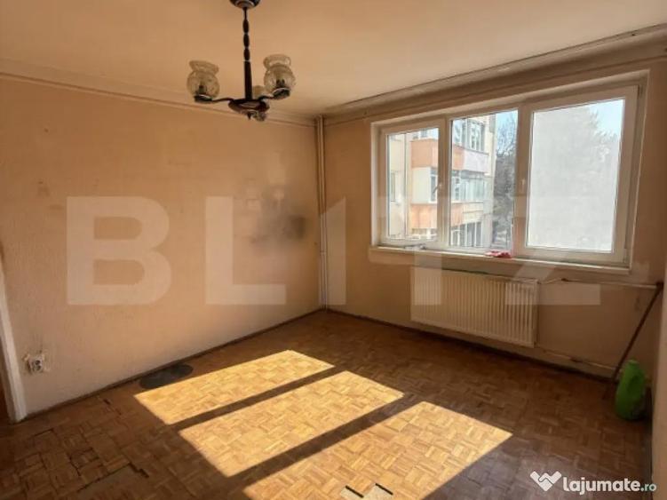 Apartament cu 3 camere, etaj intermediar, zona Tribunal - 1