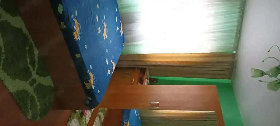 Vand apartament Et4,3 camere,ora? Motru! - 2