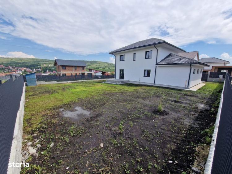 Casa 4 CAM, SU 150 MP, TEREN 693 MP in CHINTENI - 1