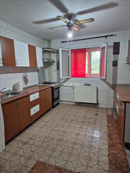 Drumul Taberei, Bd. 1 Mai, Compozitorilor