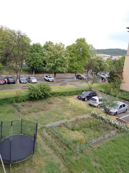 Apartament 2 camere, central, etaj 2 - 5