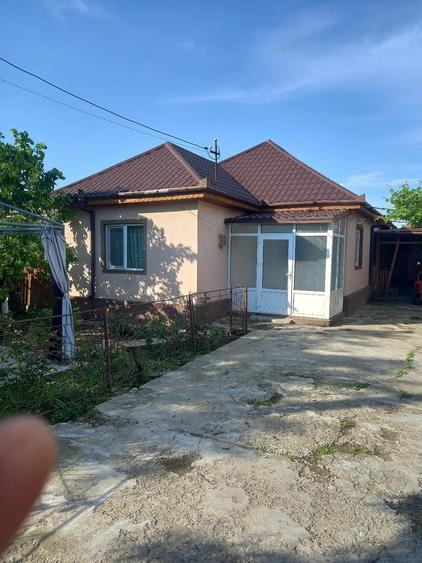 Vand casa vernesti - 1