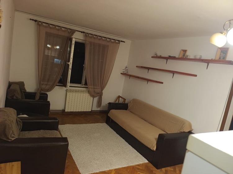 Închiriez 3camere, Alexandru -Familial,4/7,lift - 2