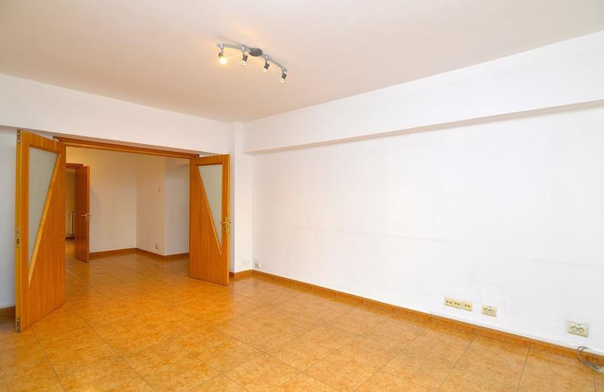 INCHIRIERE APARTAMENT 4 CAMERE UNIRII – PIATA UNIRII - METROU UNIRII - 7