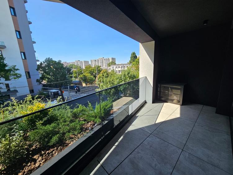 Apartament cu 2 camere semidecomandat în Dudești