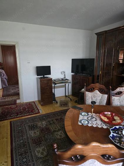 Casa 3 camere in sat Dragoesti comuna Racovita amenajata mobilata utilata pozitie excelenta - 1