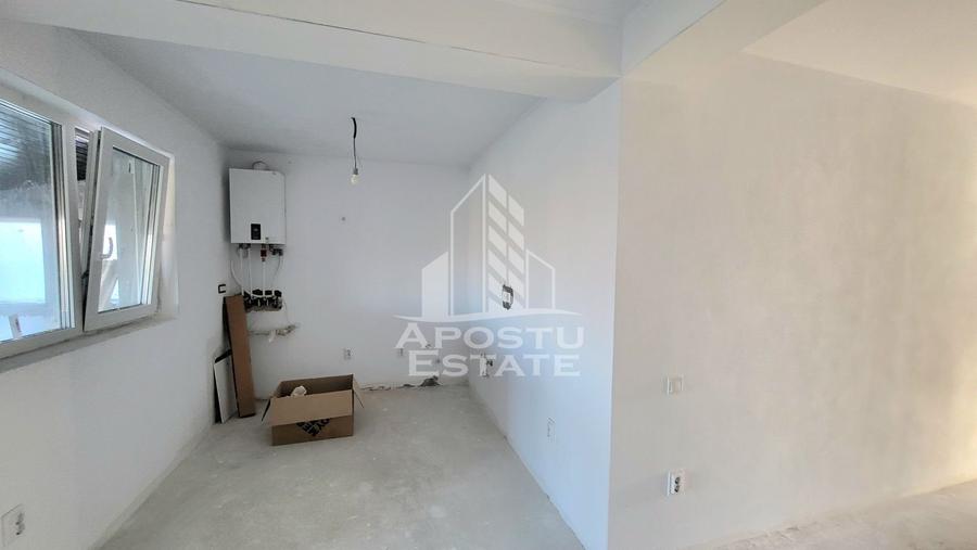 Jumatate de duplex nou cu 4 camere,Parta - 8
