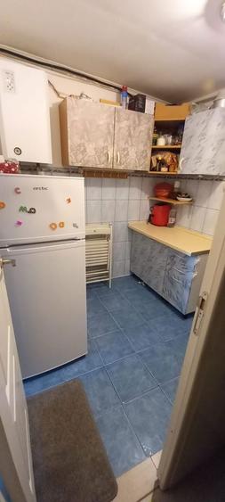 Vand garsoniera in zona Chibrit sector 1 - 8