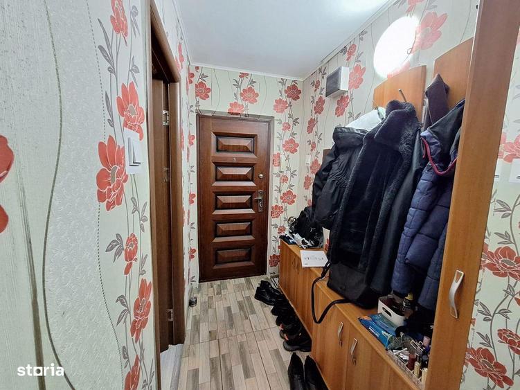 Apartament 2 camere semidecomandate etaj 2 ,URA - 4