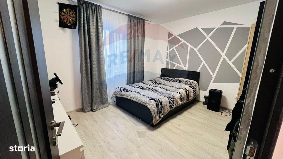 Casa / Vila cu 4 camere de vanzare - 8