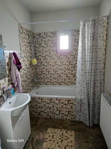 Vând apartament în Remetea Mare - 2
