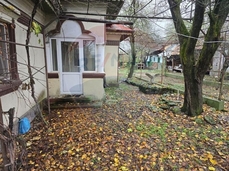 Casă / Vilă cu 6 camere de vânzare - 2