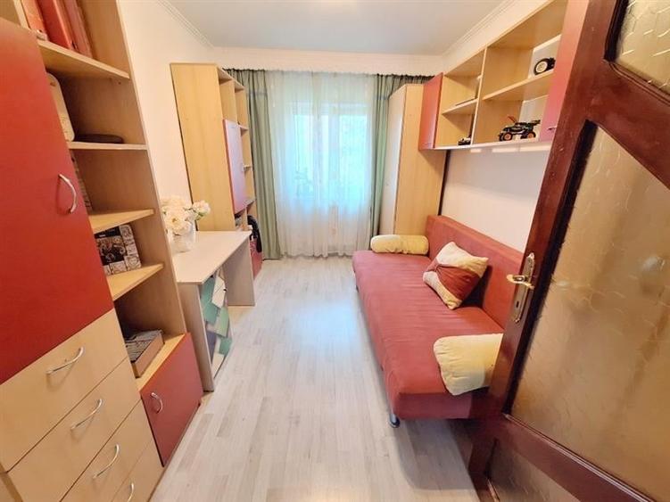 Apartament 3 camere decomandat zona Nord - 4