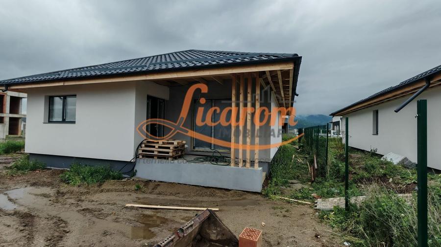 Casa la cheie in CRISTIAN pe Parter, zona de vile,270.000 euro - 1