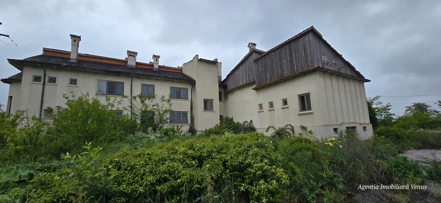 Constructii la strada in Cucorani pe 1 ha de teren - 2