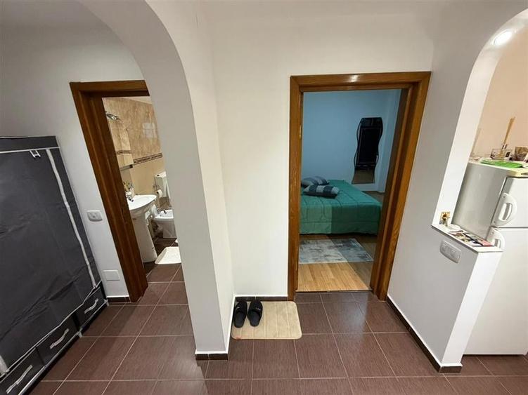 Garsoniera confort 1 , parter, 40mp, mobilata si utilata , B-dul Bucuresti - 26