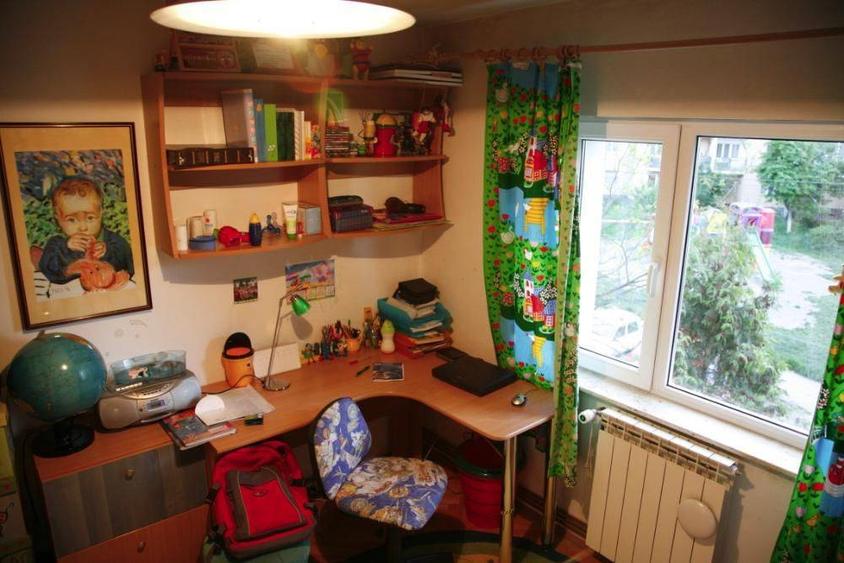 Apartament cu 4 camere decomandate, confort I, 82mp, etaj 2 in bloc cu 4 etaje, finisat, mobilat si - 6