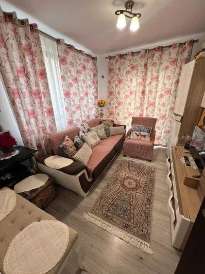 Apartament cu 4 camere, decomandat, zona Pacurari - 3