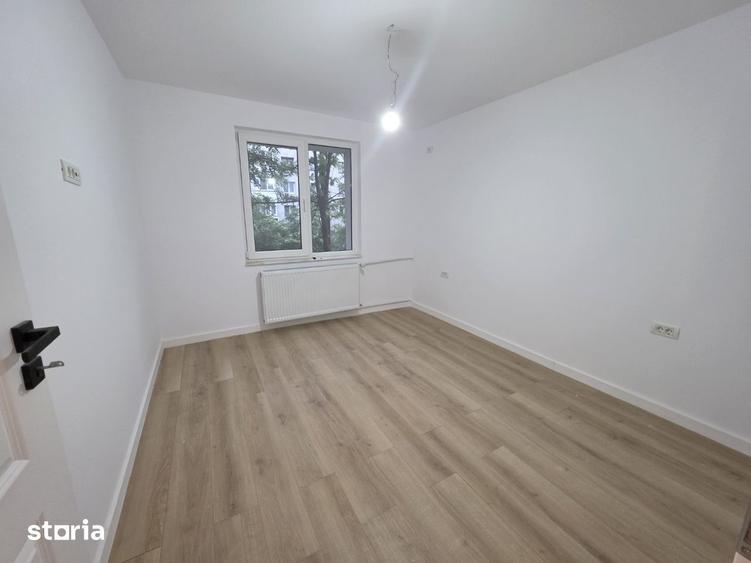 Apartament cu 3 camere în Vitan