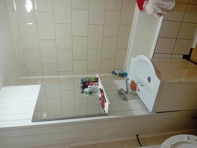 Apartament cu 2 camere nedecomandat în Central