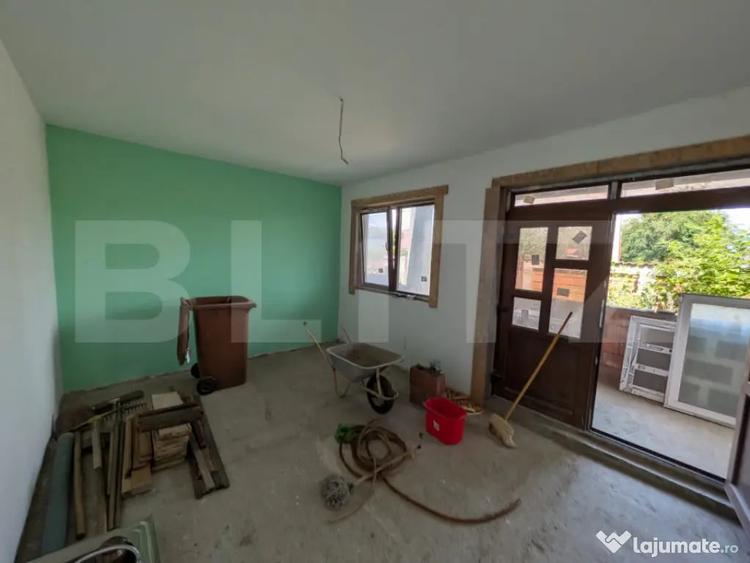 Casă cu 5 camere cu Teren 141 Mp în Central