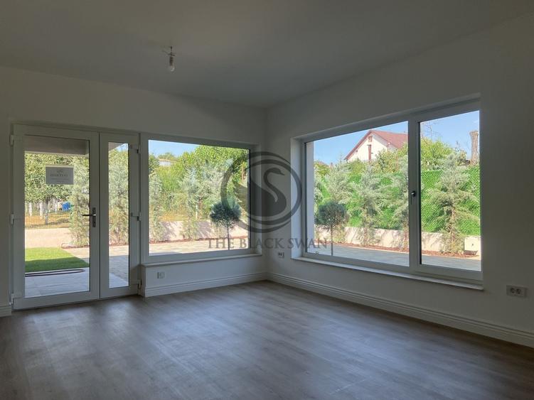 Duplex cu 4 camere cu Canalizare în Central
