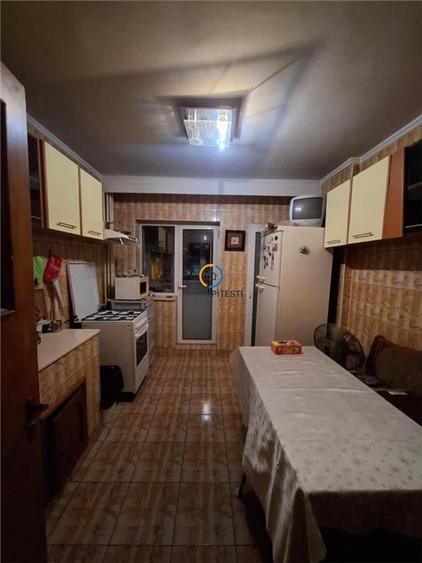 Apartament trei camere Tudor Vladimirescu etaj 3/8 - 11