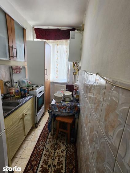 2 Camere etajul 3 str. Mioritei - 4