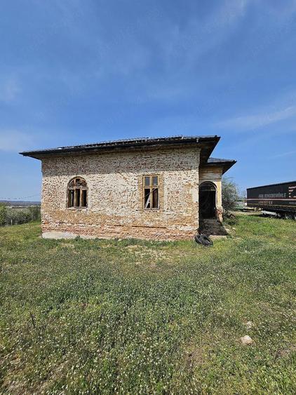 conac sau casa la tara - 4