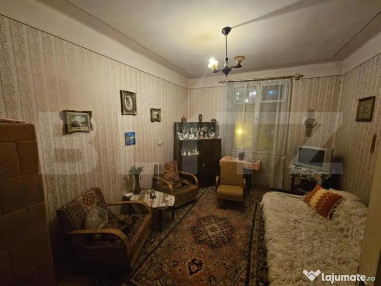 Apartament de vanzare cu 2 camere, 80mp, decomandat, Ocna M - 3