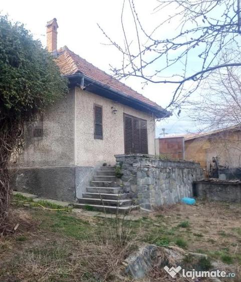 2 CORPURI DE CASA SI 3800 MP TEREN IN BREAZA Prahova - 10