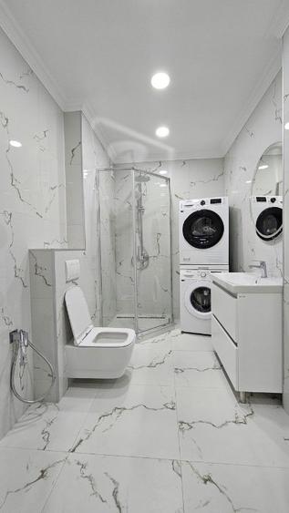 Apartament cu o camera de vanzare Tractorul - 4