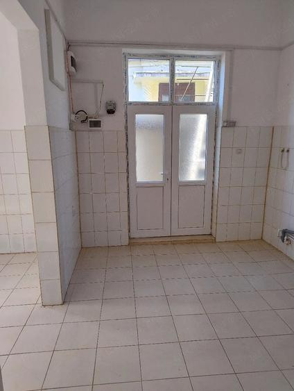 Spațiu comercial, de 40 mp, în Calea Victoriei