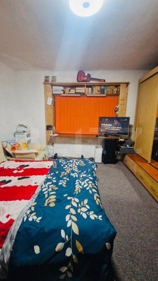 Casa cu 2 corpuri in curte, individuala,  7 camere, 150 mp, zona Bartolomeu - 11