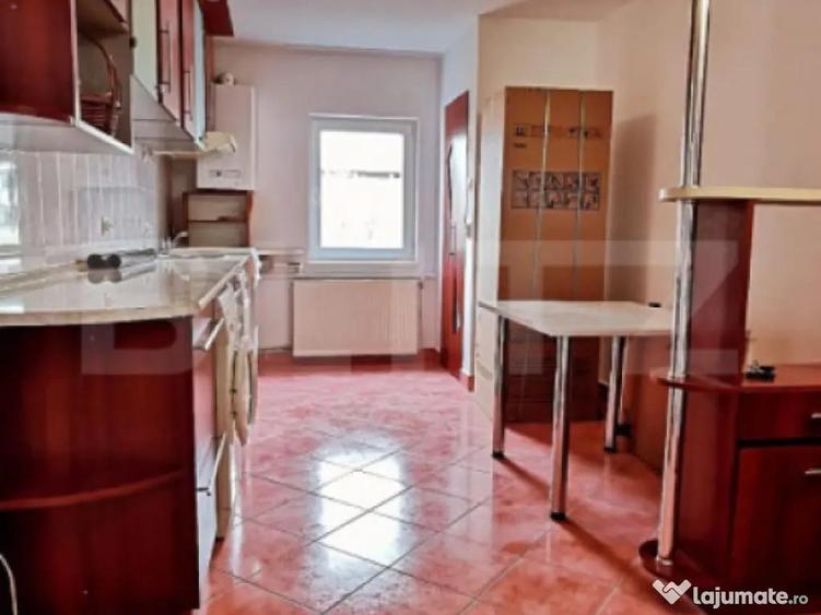 Apartament 3 camere, zona sesului - 3