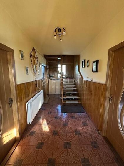 Casă spațioasă de vânzare – Corunca, zona Vatman - 9