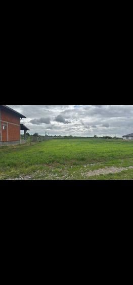 Vand locuri de casa in botiz - 2