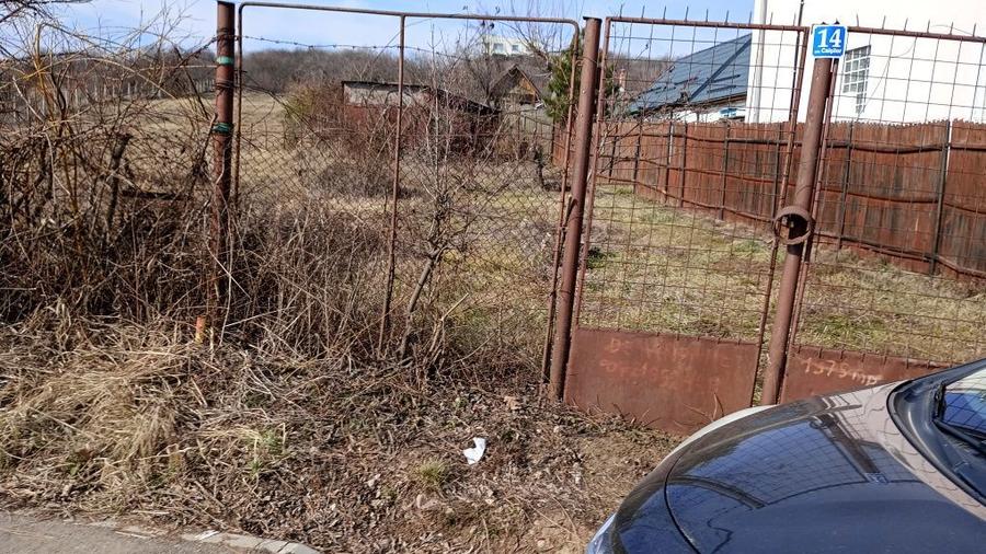 Vind teren intravilan pe strada CAISILOR NR.1414. - 2