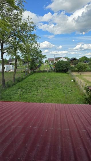 Casă cu 4 camere cu Teren 559 Mp în Popricani
