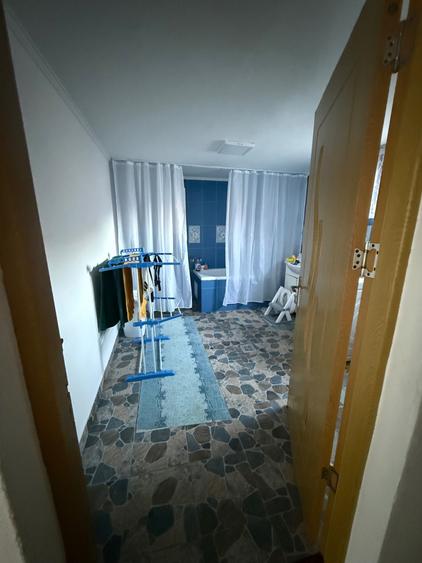 Casă cu 2 camere în Central