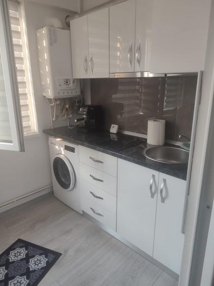 Apartament cu 2 camere decomandat în Brestei