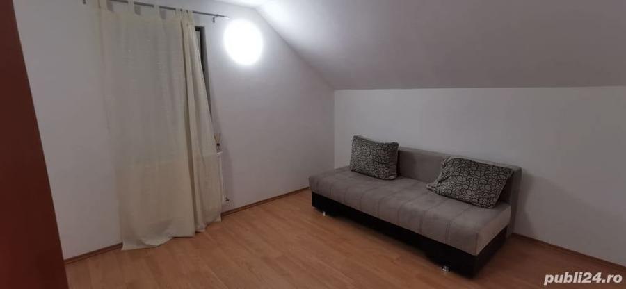 Casă cu 5 camere în Santăul Mare