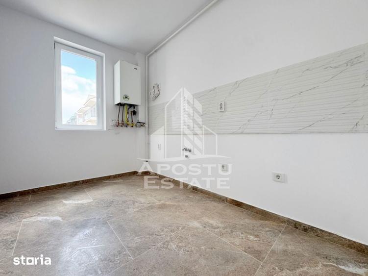 Garsonieră decomandată în Girocului
