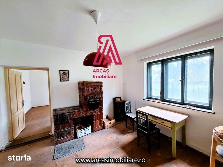 Casă cu 6 camere cu Teren 3665 Mp în Nocrich