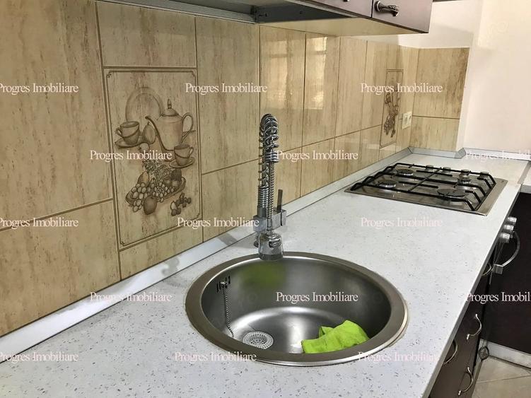 Apartament cu 2 camere decomandat în Ronaț